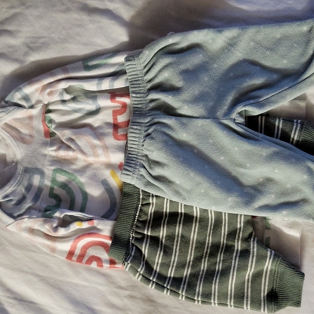 Newborn one piece and 2 pants